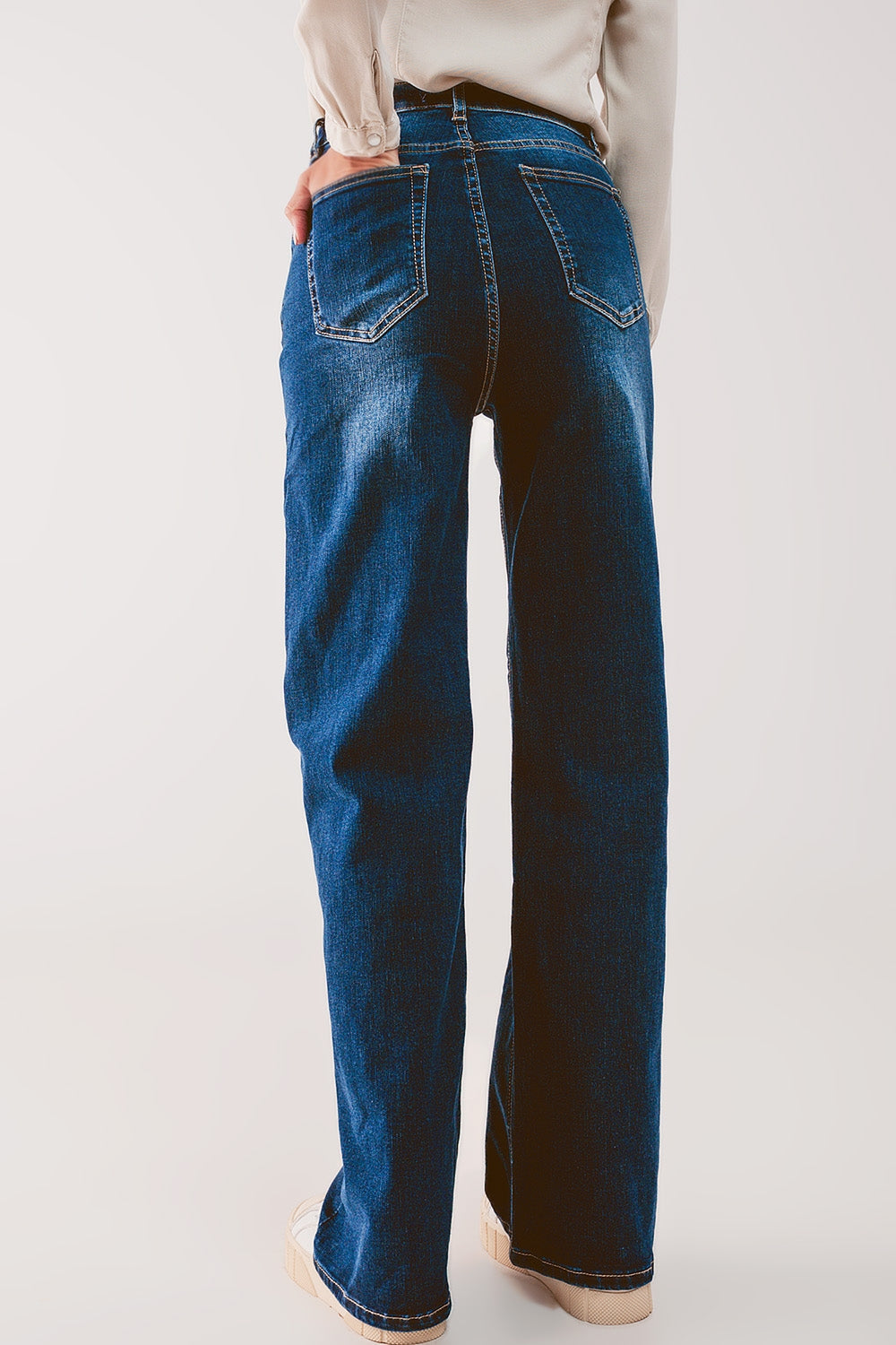 Straight Leg 90s Jeans With in Dark Blue