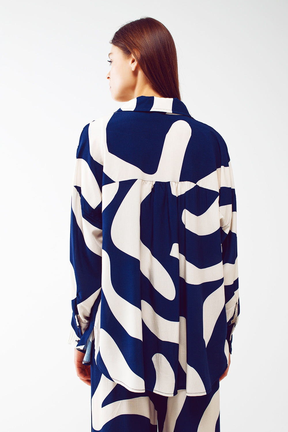 Relaxed Shirt in Blue Abstract Print