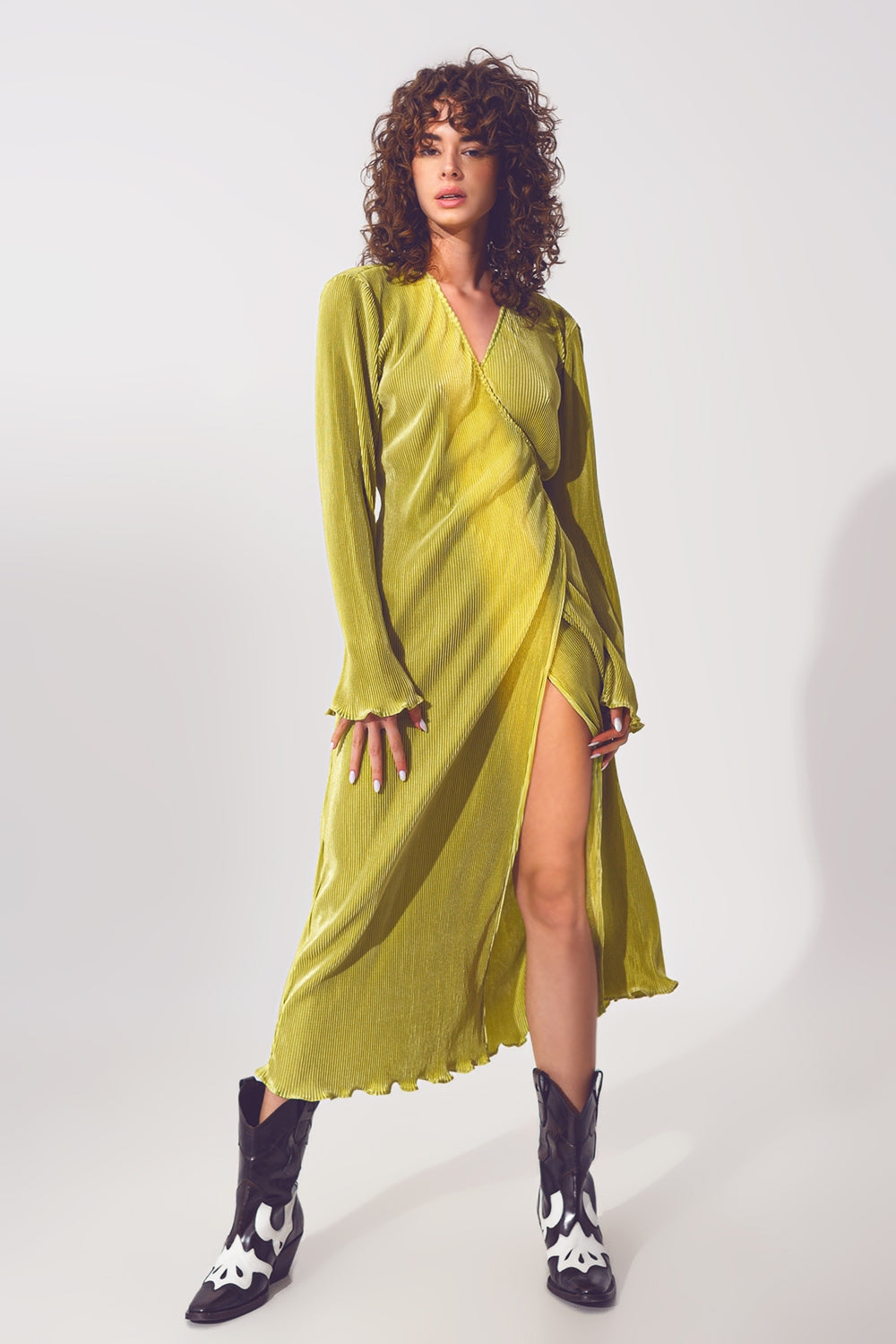 Satin Wrap Detail Pleated Dress in Green